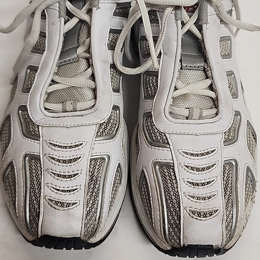 Spring Boost b-Fit Dorsi-4 Science White & Gray Walking Running Shoes 8.5